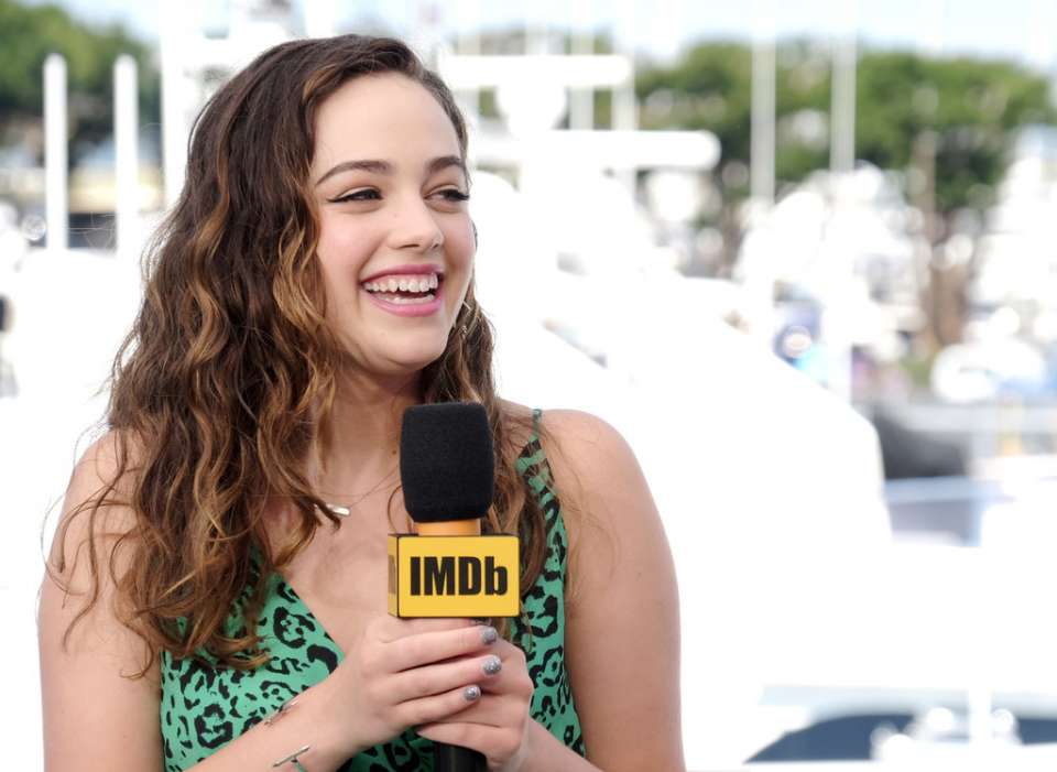 Mary Mouser Height Weight Age Stats Wiki And More 4864